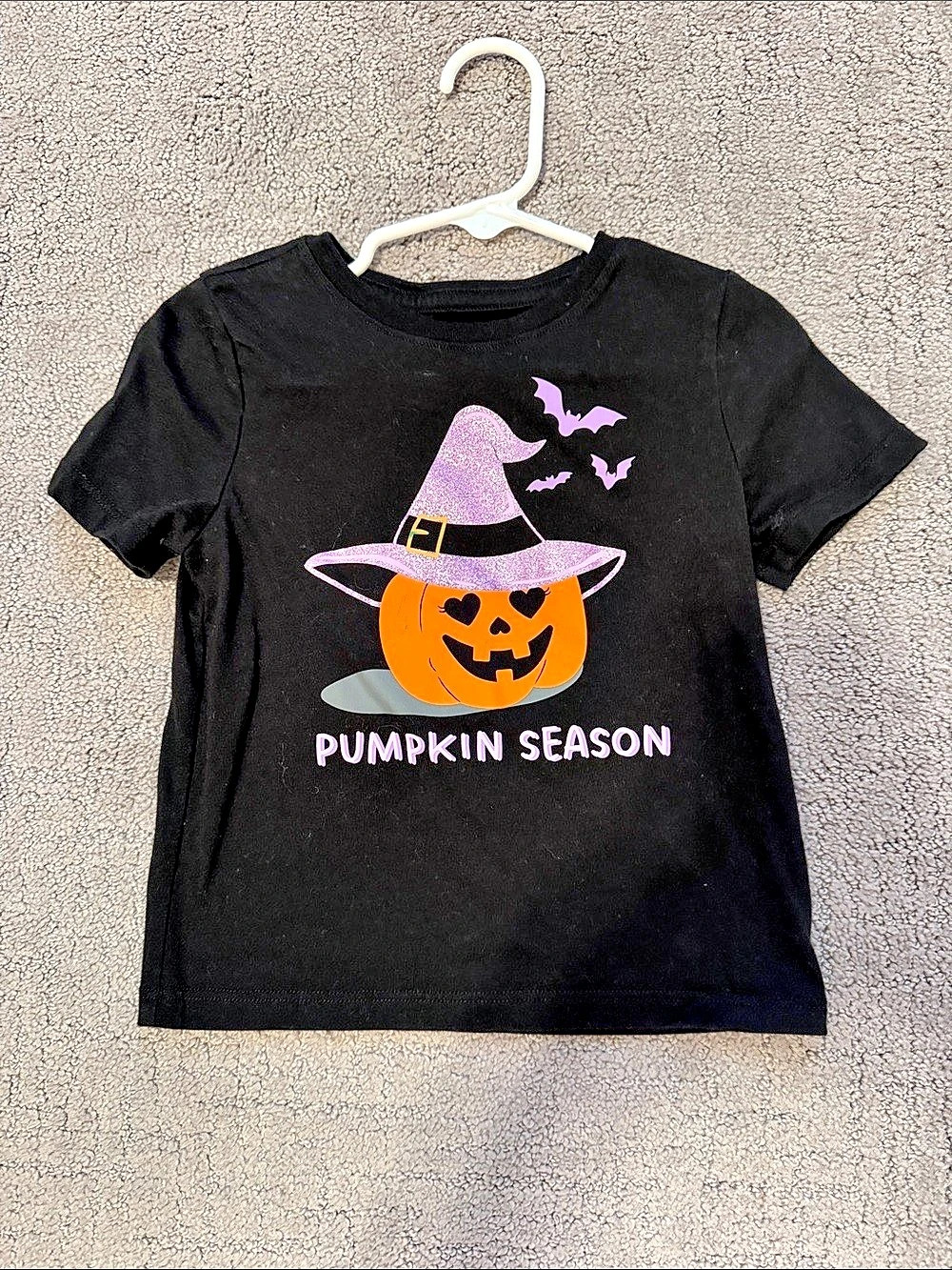 Wonder Nation Pumpkin Season Halloween Witch Hat Graphic Tee Graphic Tee Black &